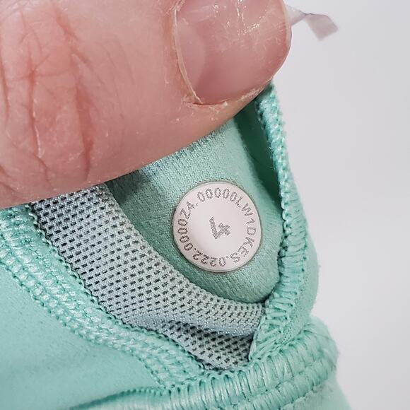 Lululemon Align High Neck Tank Womens 4 Mint Green High Neck Cropped - Picture 4 of 7